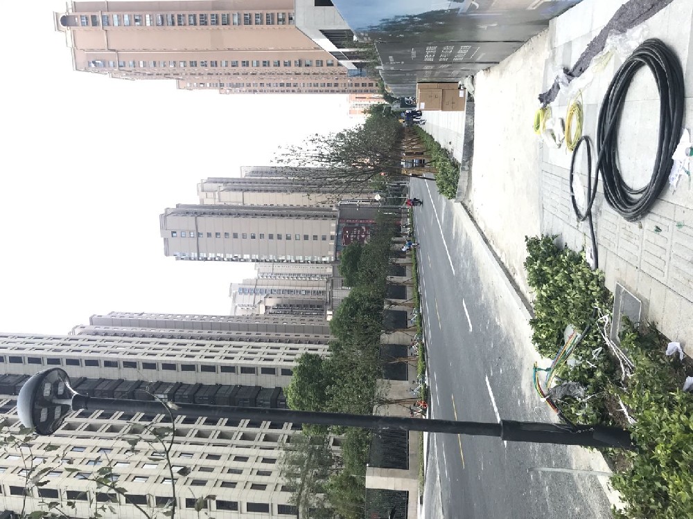 上海虹口区天宝路路灯